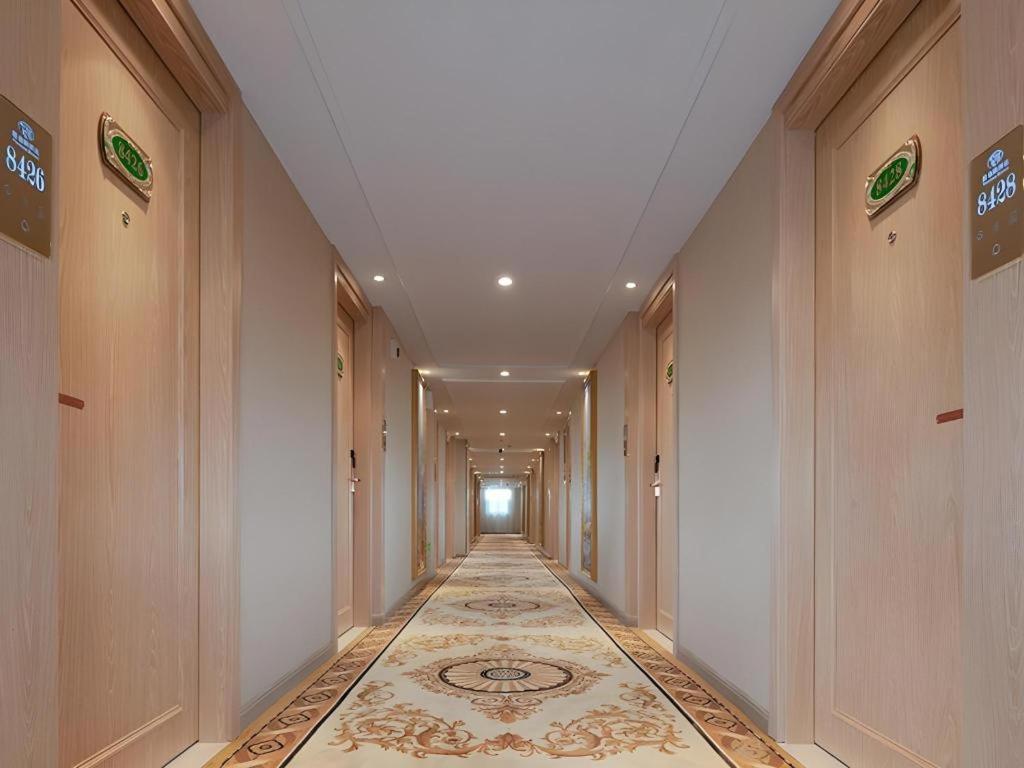 Vienna Hotel Guangxi Wuzhou High-Tech Экстерьер фото